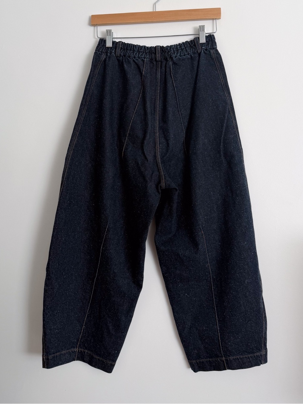 Cordera Seam Curved Denim Pants in Dark Navy OS - Picture 4 of 6